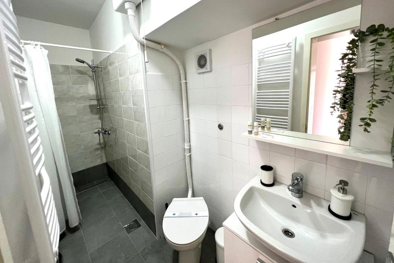 Apartment Near Old Town, Free Parking & Huge Garden ドゥブロブニク エクステリア 写真